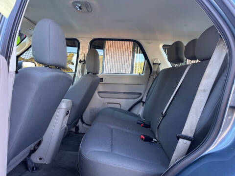 2011 Ford Escape XLS