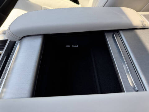 2026 Jeep Grand Wagoneer L
