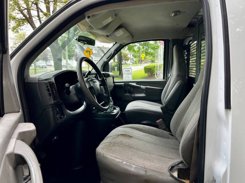 2006 GMC Savana 2500