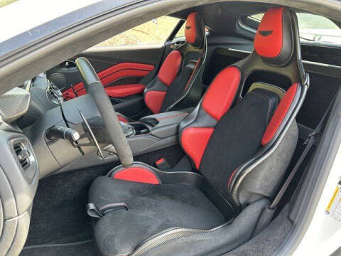 2023 Aston Martin Vantage V12