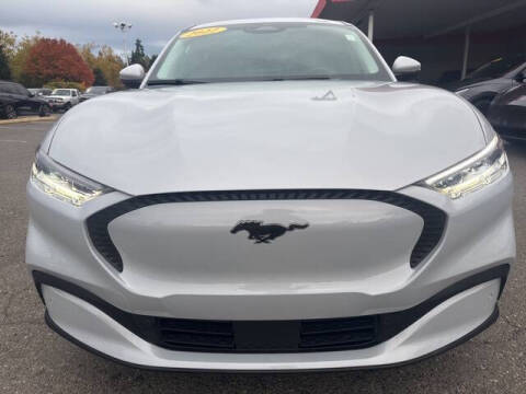 2022 Ford Mustang Mach-E Select