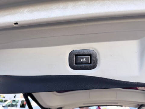 2017 Nissan Rogue Hybrid SL