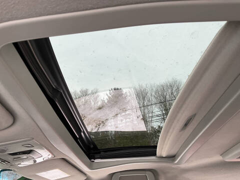 2012 Toyota Sienna XLE 8-Passenger