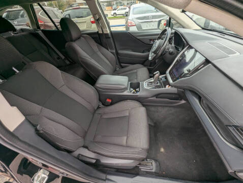 2022 Subaru Outback Premium