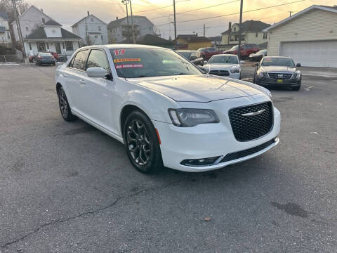 2017 Chrysler 300 S
