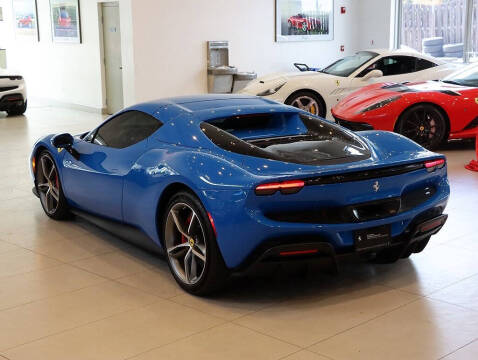 2024 Ferrari 296 GTS