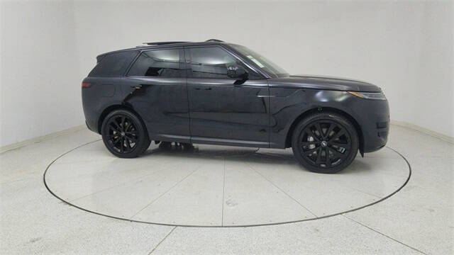 2024 Land Rover Range Rover Sport P360 SE