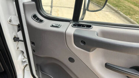 2020 Freightliner M2 106