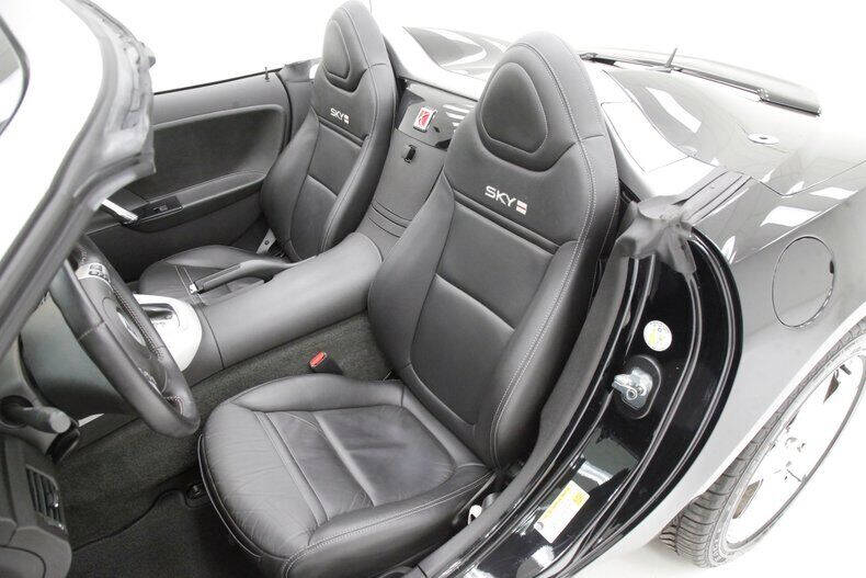 2007 Saturn SKY Red Line