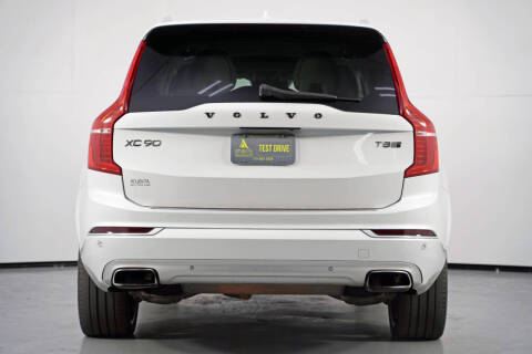 2017 Volvo XC90 T8 eAWD Inscription