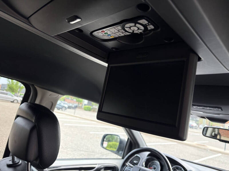 2016 Dodge Grand Caravan SXT Plus