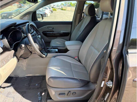 2016 Kia Sedona