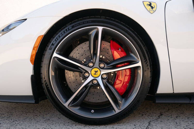 2024 Ferrari 296 GTS