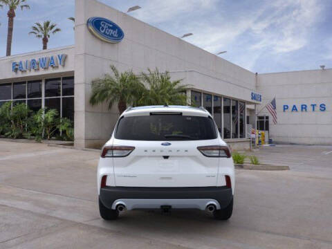 2022 Ford Escape Titanium