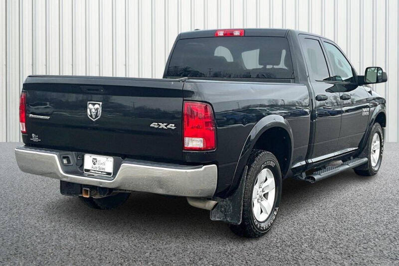 2017 RAM 1500 SLT