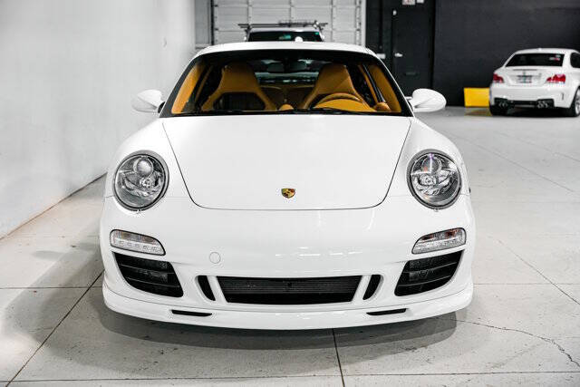 2011 Porsche 911 Carrera GTS