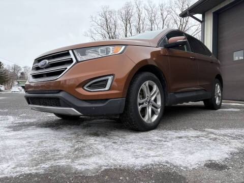 2017 Ford Edge for sale at CHAMPION CAR CENTER in Canastota NY