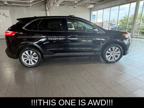2022 Ford Edge Titanium