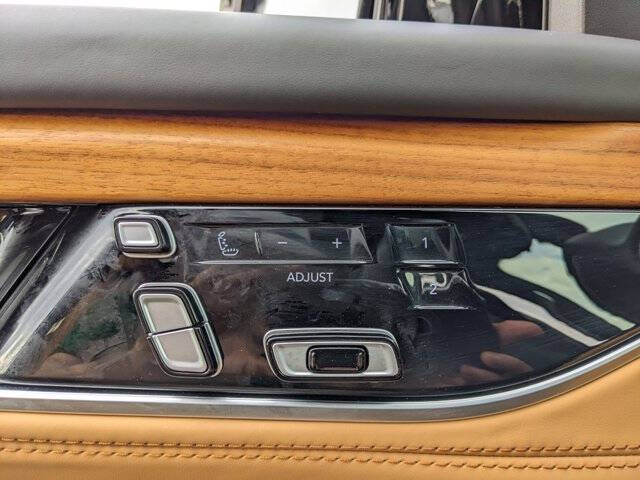 2024 Jeep Grand Wagoneer Series III