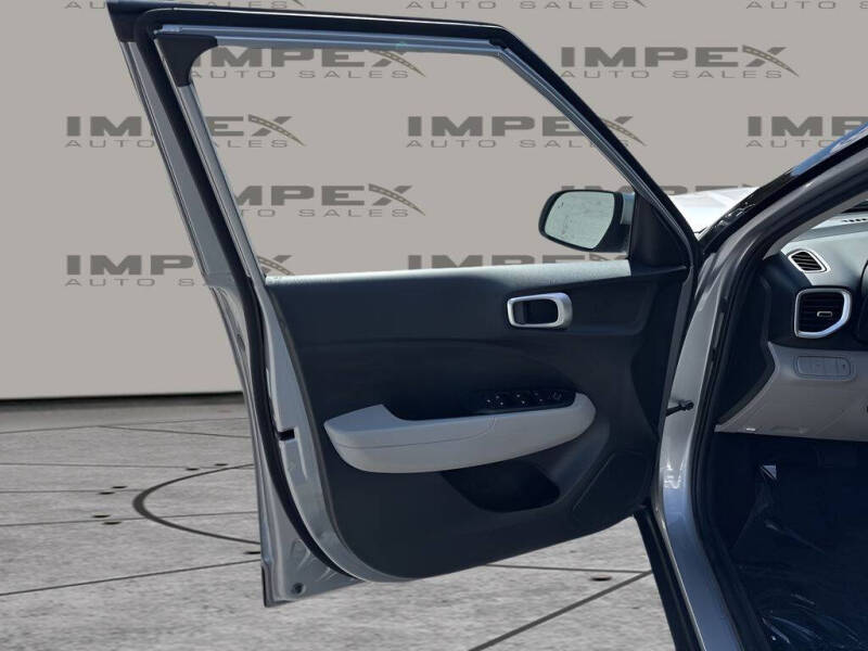 2025 Hyundai Venue SEL