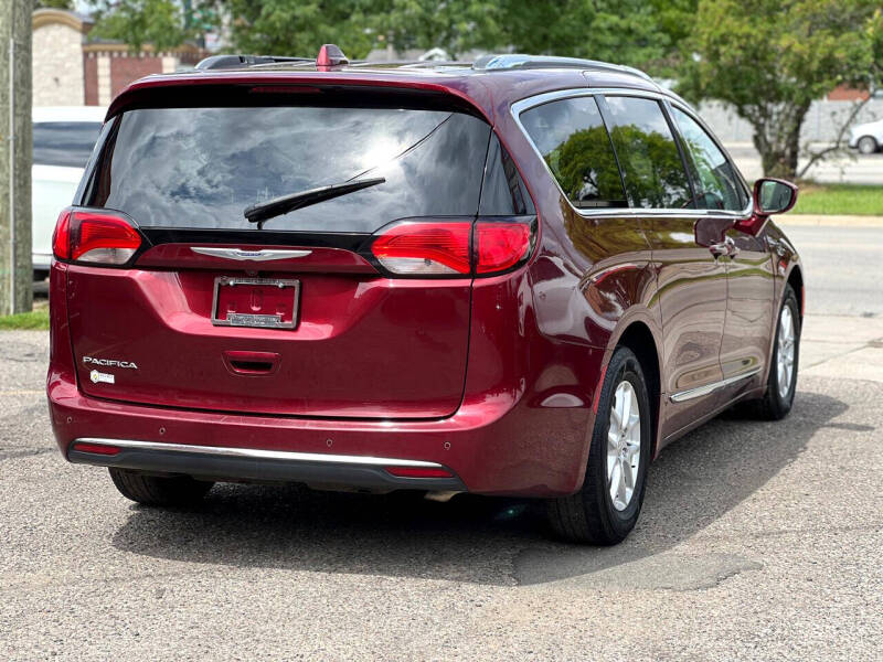 2020 Chrysler Pacifica Touring L