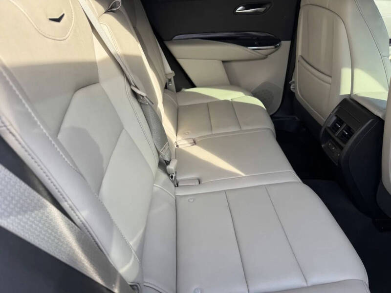 2023 Cadillac XT4 Luxury