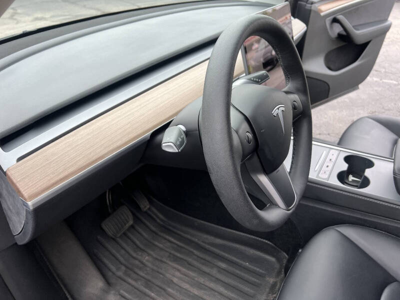 2023 Tesla Model Y Long Range