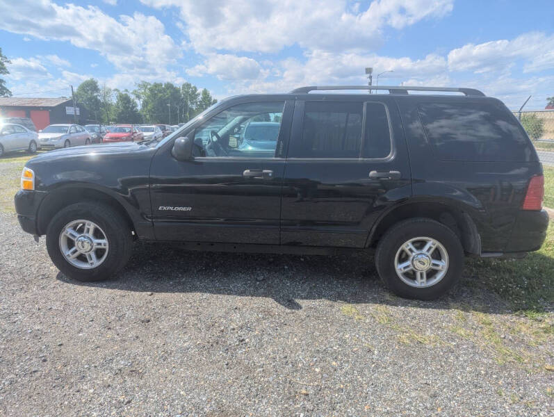 2004 Ford Explorer XLT
