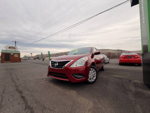 2018 Nissan Versa SV