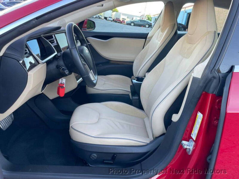 2013 Tesla Model S Performance