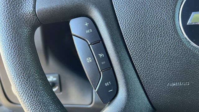 2023 Chevrolet Express 2500