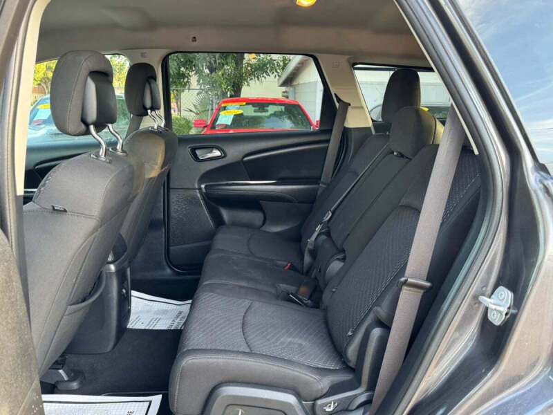 2017 Dodge Journey SE