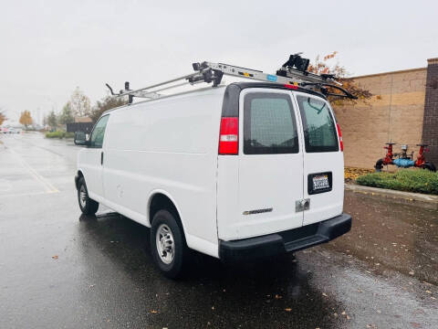 2020 Chevrolet Express 2500