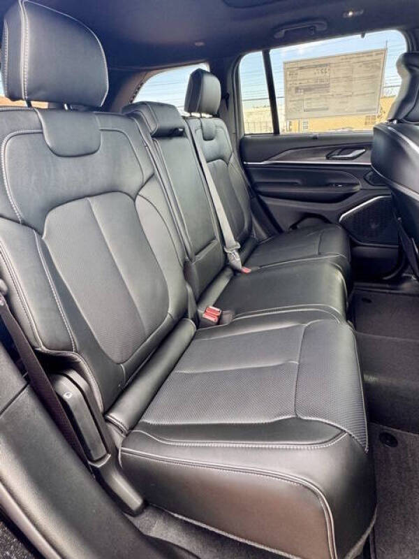 2025 Jeep Grand Cherokee Overland