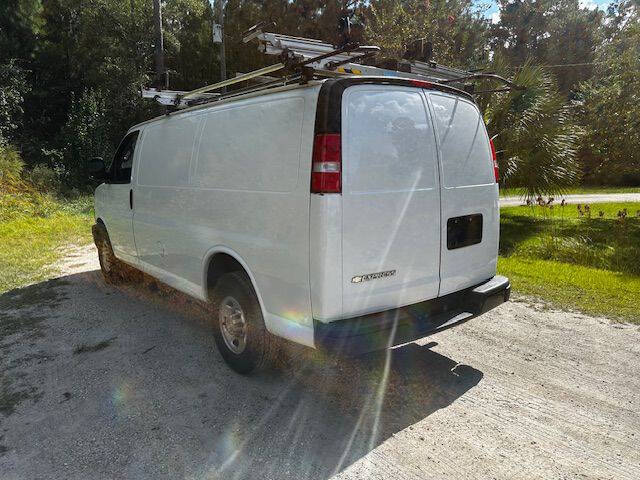 2020 Chevrolet Express Cargo Work Van photo 2