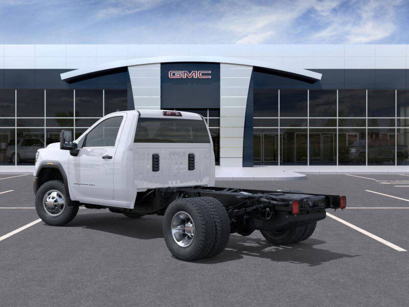 2026 GMC Sierra 3500HD CC