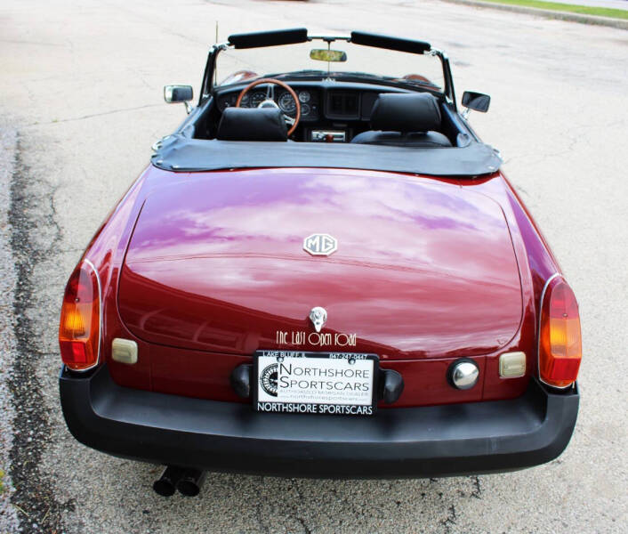 1977 MG B