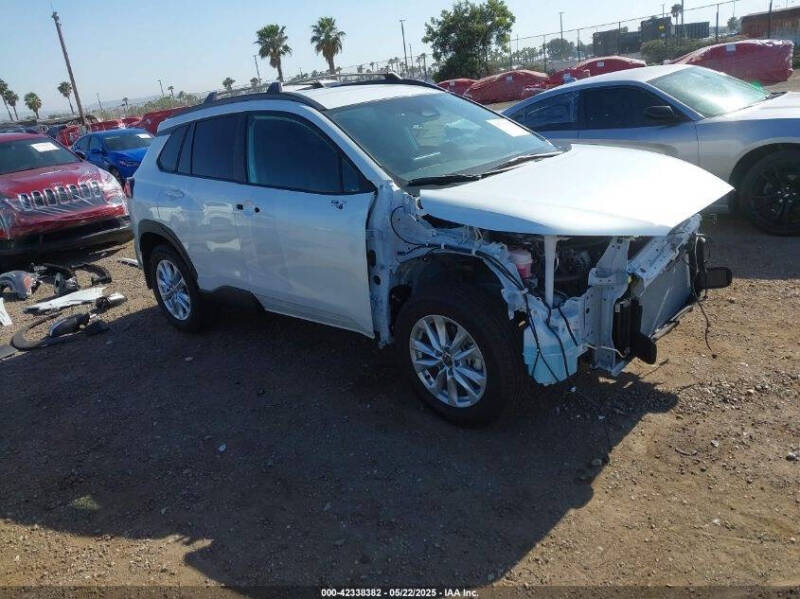 2025 Toyota Corolla Cross LE