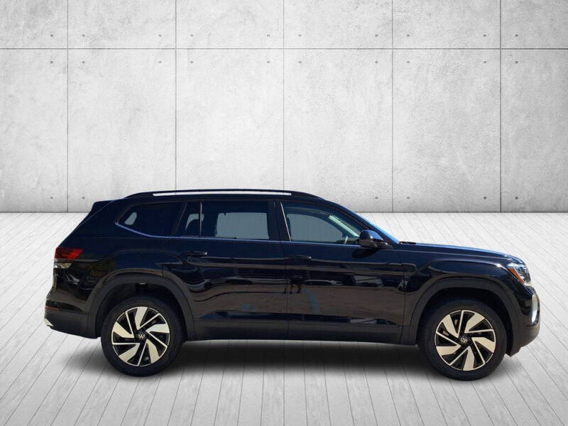 2026 Volkswagen Atlas SE