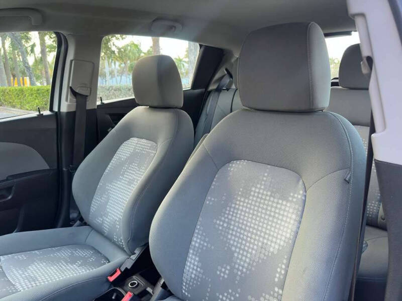 2017 Chevrolet Sonic LT Auto Fleet