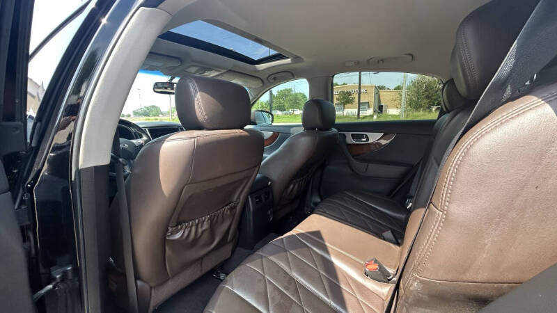 2012 Infiniti FX35