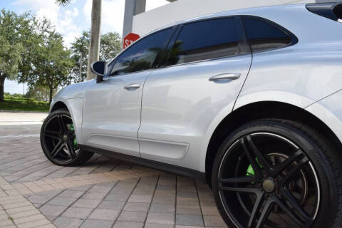 2016 Porsche Macan S