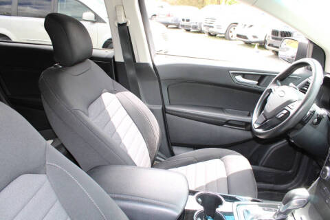 2016 Ford Edge SE