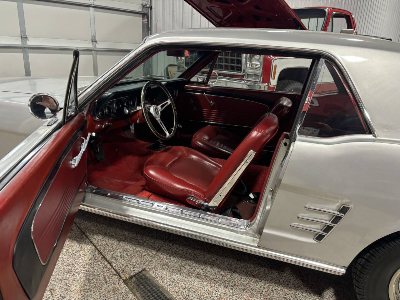 1966 Ford Mustang 25