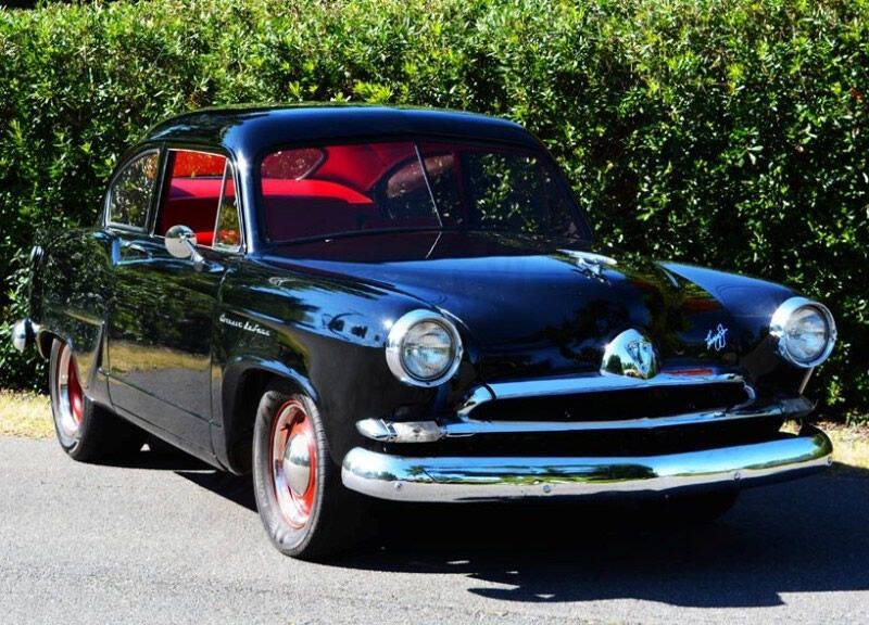 1953 Kaiser Henry J