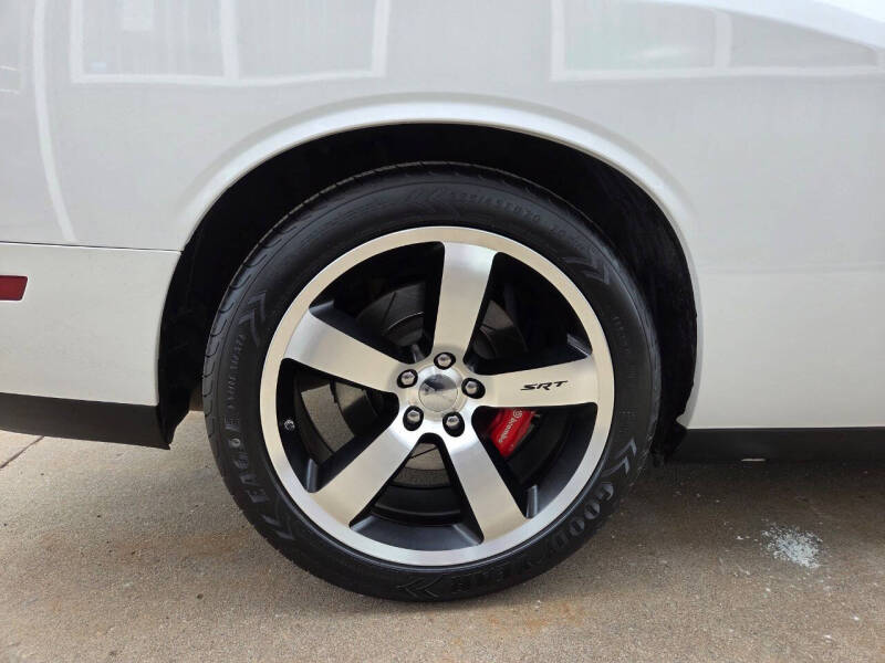 2011 Dodge Challenger SRT8 392