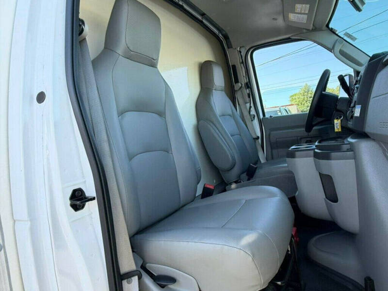 2024 Ford E-Series