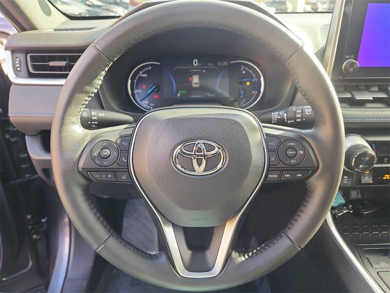 2024 Toyota RAV4 Hybrid SE