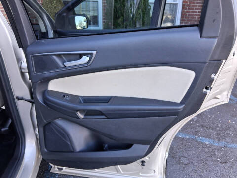 2017 Ford Edge SE