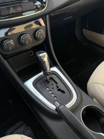 2013 Chrysler 200 Touring